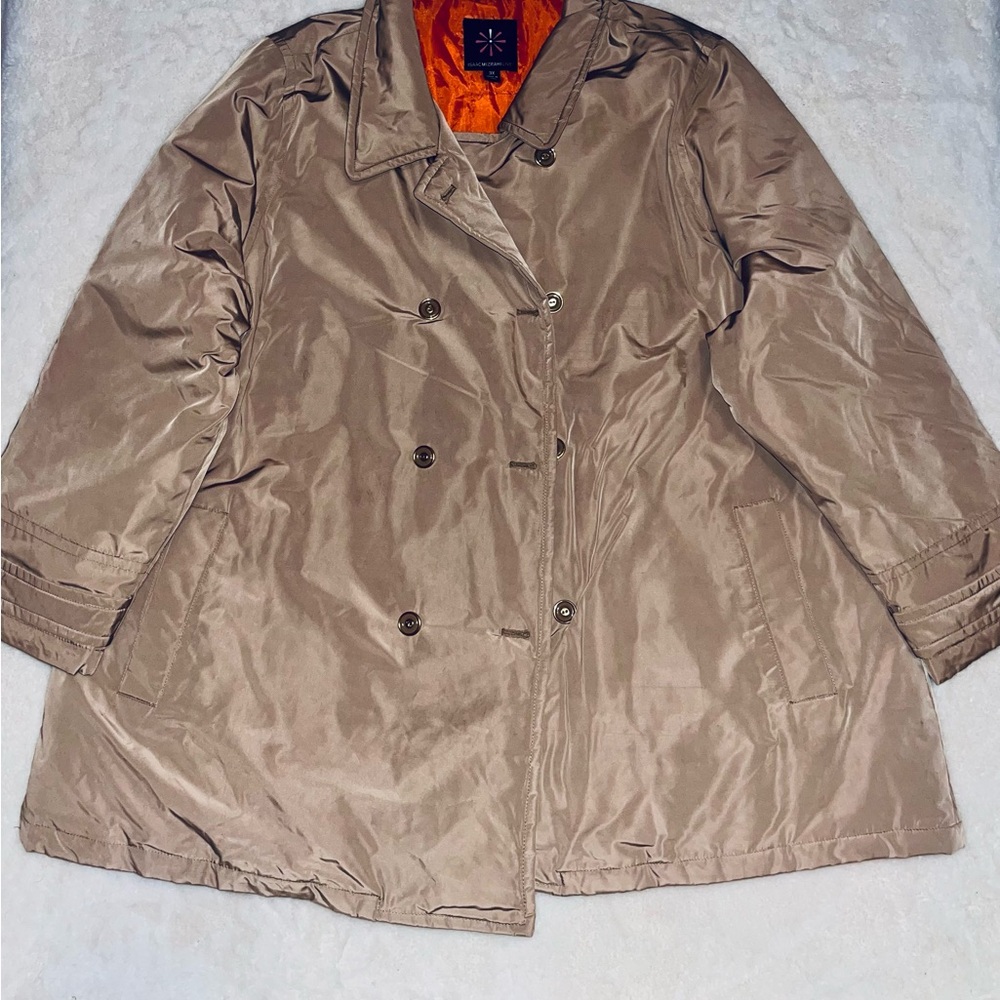 Isaac Mizrahi Men's Beige Trench Coat